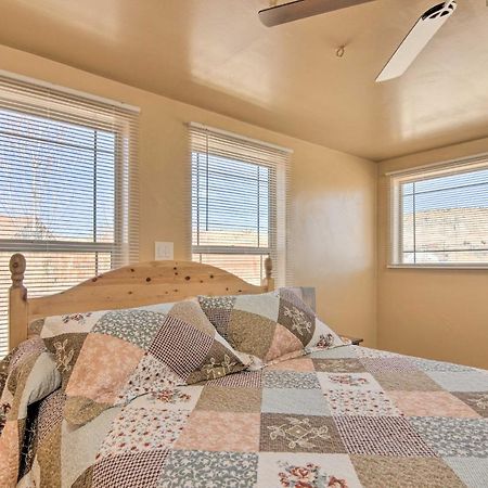 Cozy Home With Canyon Views 2 Mi To Grand Staircase Henrieville Extérieur photo