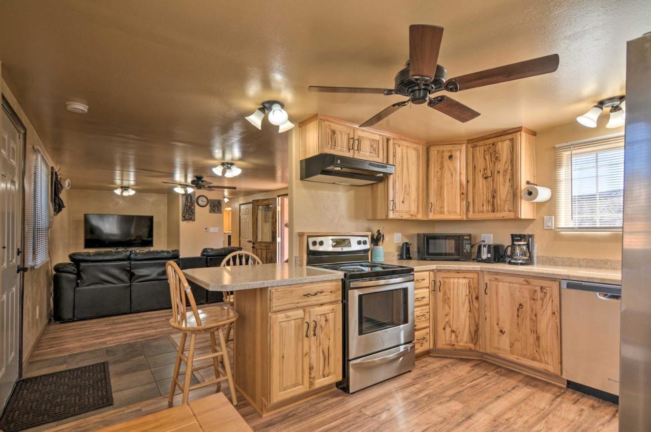 Cozy Home With Canyon Views 2 Mi To Grand Staircase Henrieville Extérieur photo